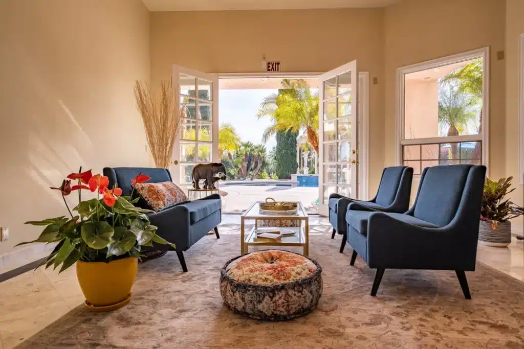 Villa Oasis living room that leads to the backyard